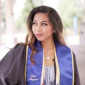 Meet your Posher, Chela